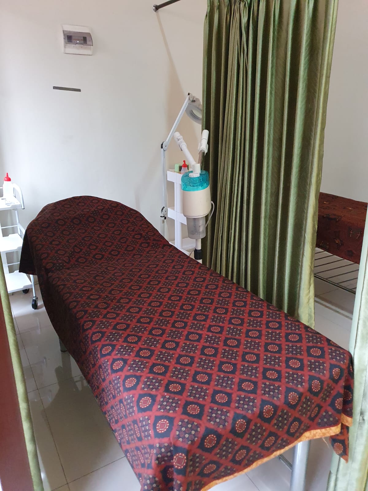 WhatsApp Image 2024-04-01 at 13.39.00 (1)